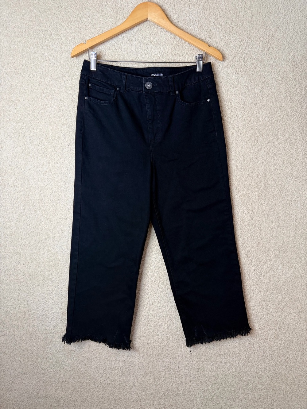 INC Denim Black Cropped Straight Leg Jeans Raw Frayed Hem Size 8/29